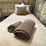 New 'i Elea' With Courtyard