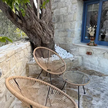 'i Elea' With Courtyard Case de vacanță *