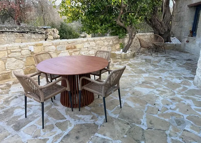 Case de vacanță 'i Elea' With Courtyard Letimbou