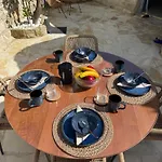 New 'i Elea' With Courtyard