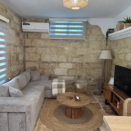 New 'i Elea' With Courtyard * Letimbou