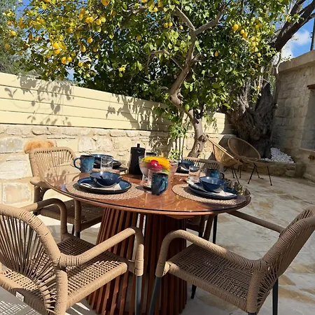 Ferienhaus New 'i Elea' With Courtyard Letimbou