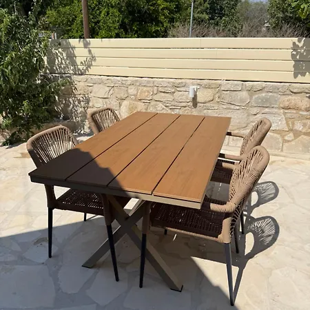 New 'i Elea' With Courtyard *