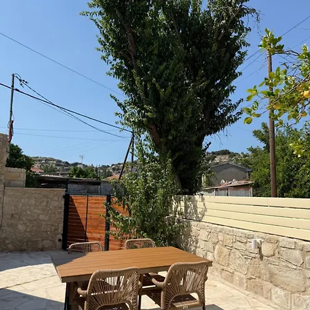 New 'i Elea' With Courtyard Ferienhaus