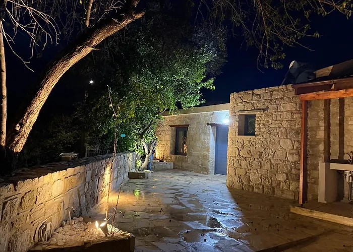 Holiday home 'i Elea' With Courtyard Letimbou