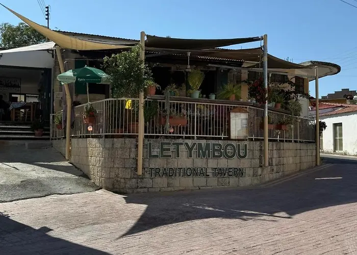 Prázdninový dům 'i Elea' With Courtyard Letimbou