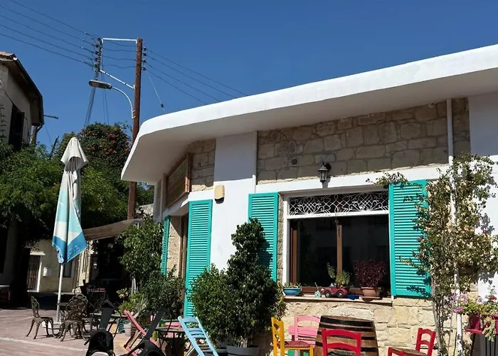 'i Elea' With Courtyard بيت للعطل Letimbou